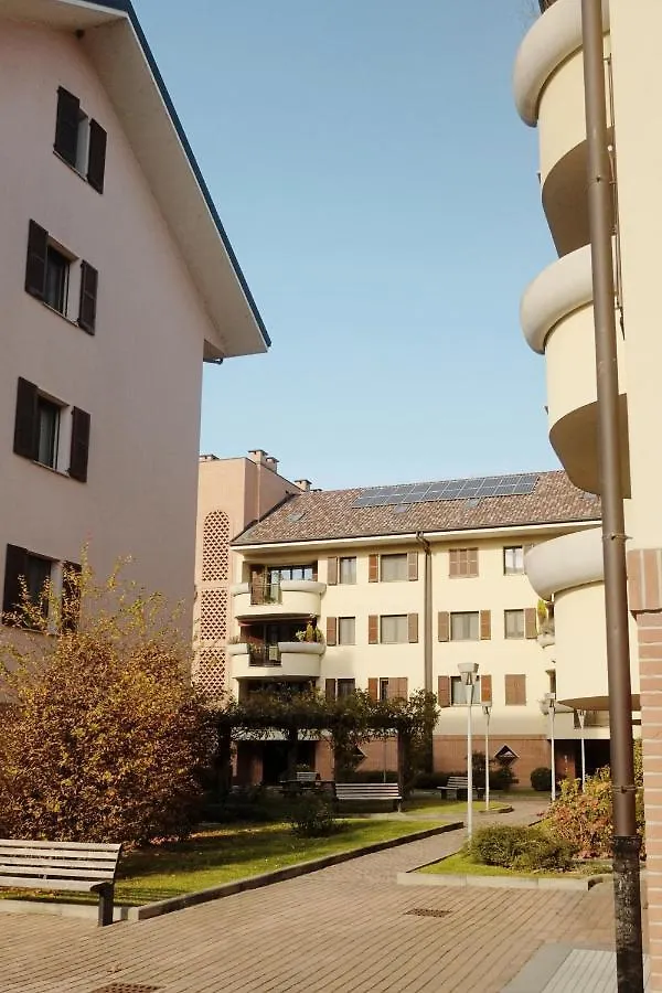 Orea Spiti - Modern Oasis Near Milan Assago