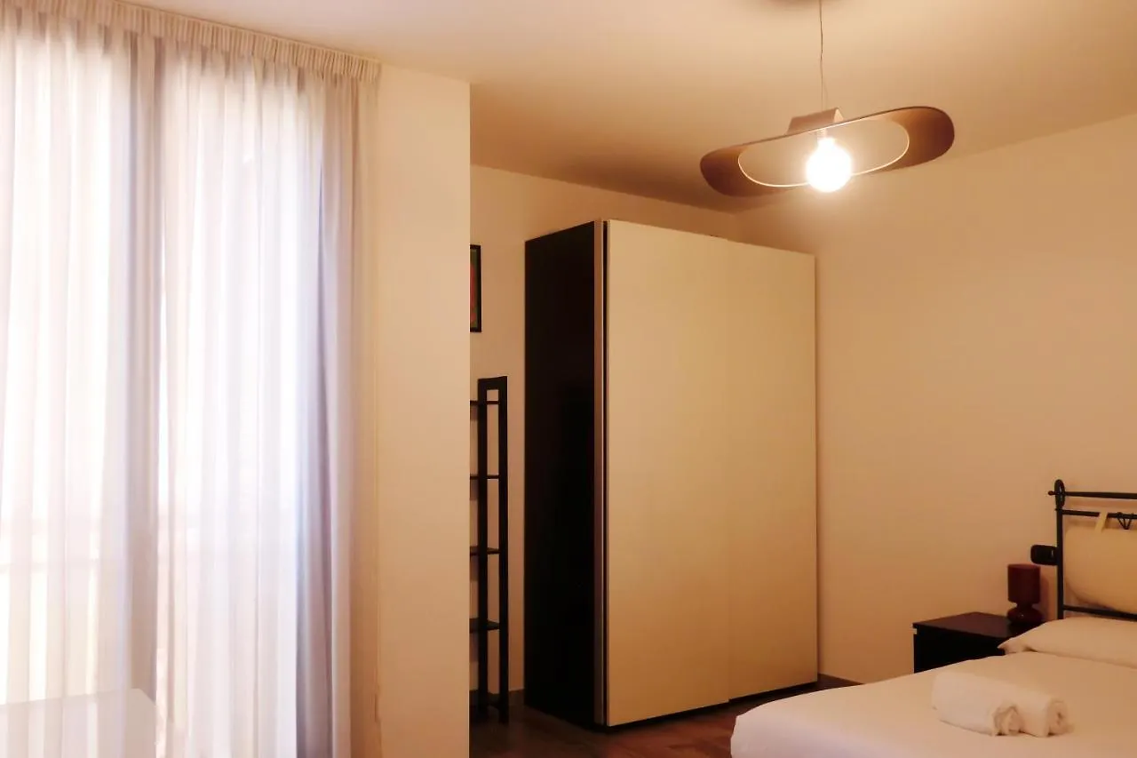 Orea Spiti - Modern Oasis Near Milan Assago Italia