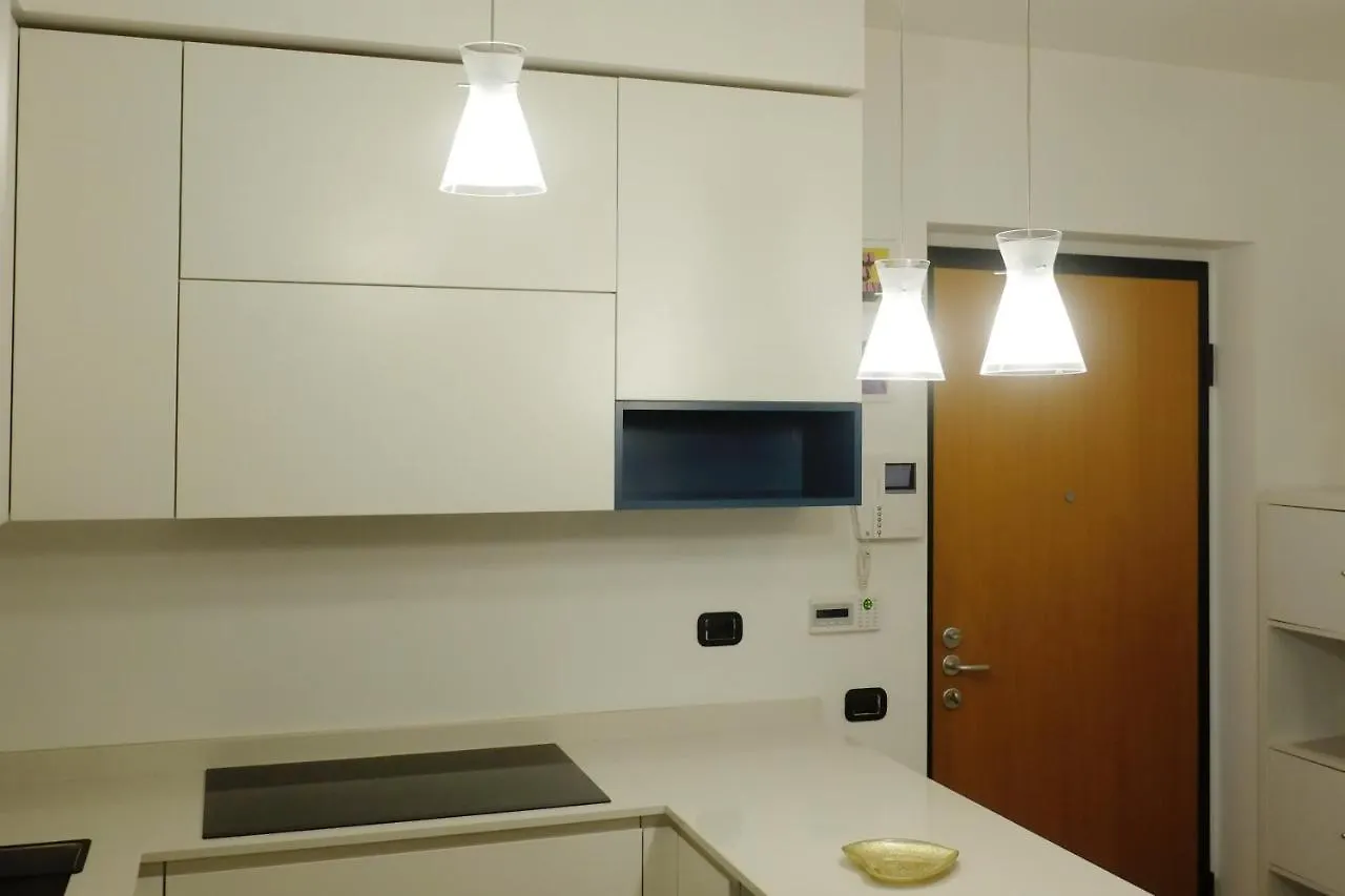 Orea Spiti - Modern Oasis Near Milan Assago