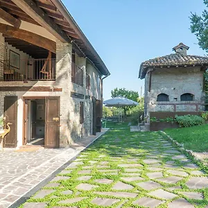 casale-gambini.emilia-romagnahotels.net/
